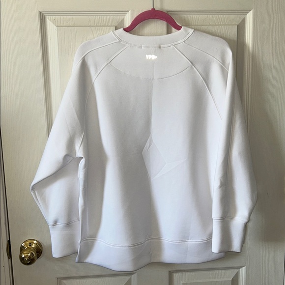 YPB Abercrombie Women’s neoKNIT Legging-Friendly Crew Sweatshirt in White Size S - Picture 8 of 11